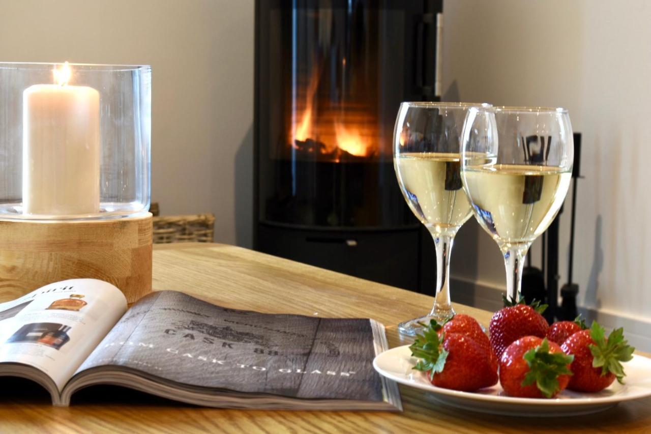 The Heronry Hideaway With Luxury Hot Tub Ballachulish Exteriör bild