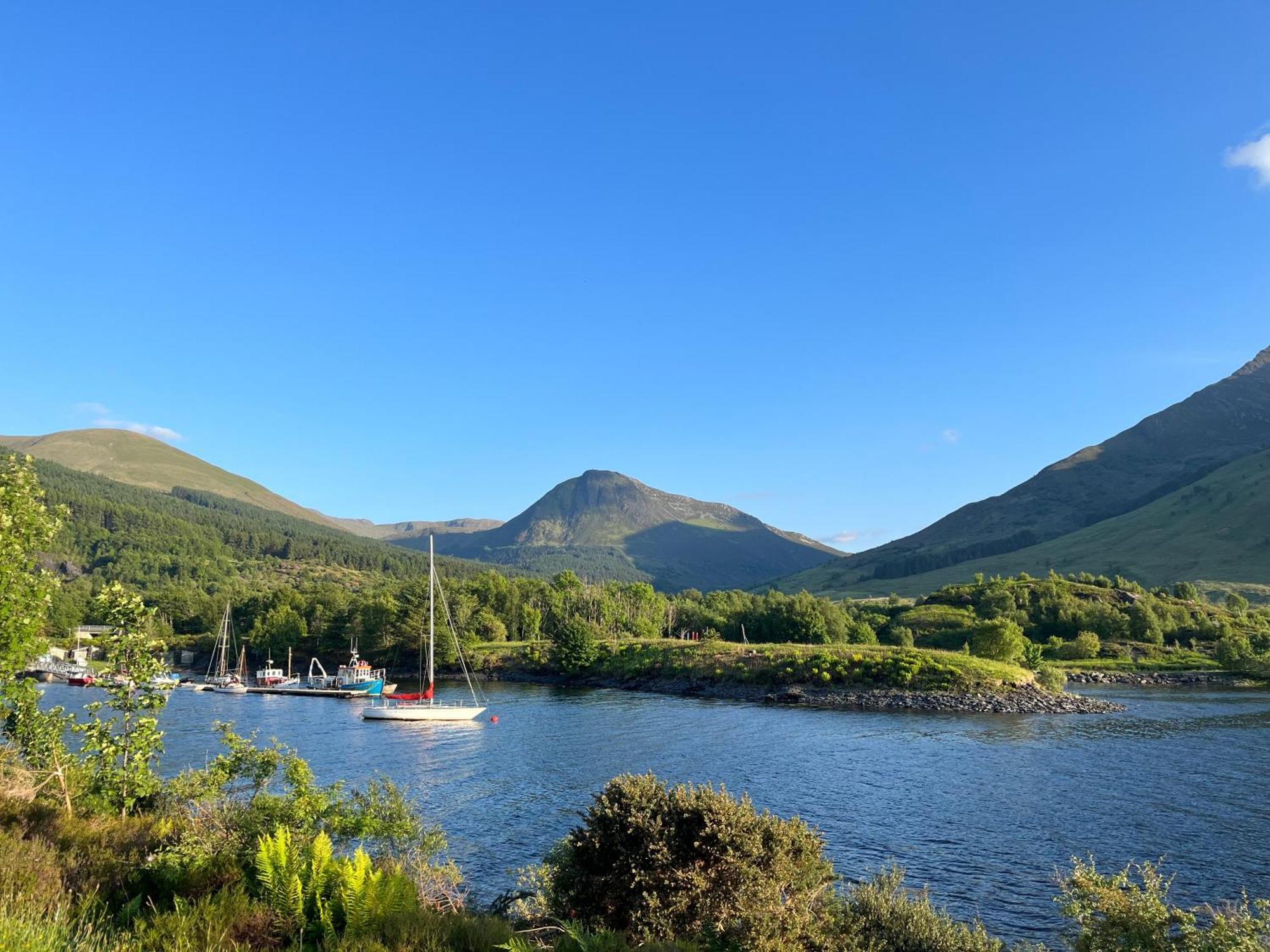 The Heronry Hideaway With Luxury Hot Tub Ballachulish Exteriör bild