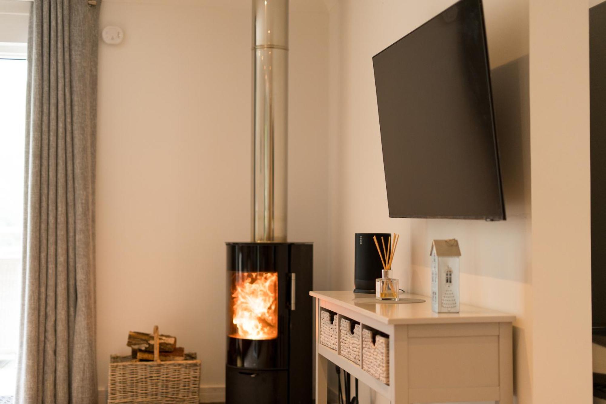 The Heronry Hideaway With Luxury Hot Tub Ballachulish Exteriör bild
