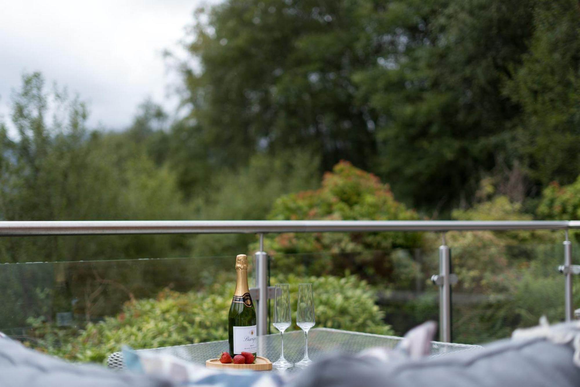The Heronry Hideaway With Luxury Hot Tub Ballachulish Exteriör bild